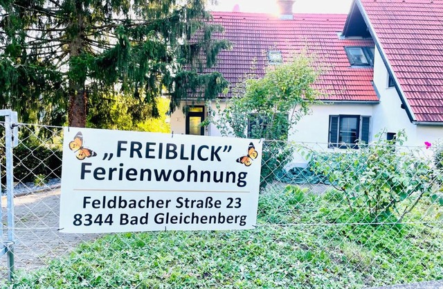 Freiblick 1 Bad Glbg mit Garten Top1