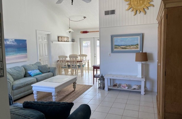 Freshly remodeled, wonderfully located home in North Sarasota.