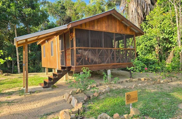 Freshwater Creek Cabanas