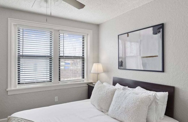 Frontdesk | Cozy 1 BR Apt near the Jazz District