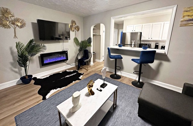Full Cozy Apt/Full Condo/Self check in