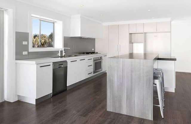 Fully furnished beautiful Shed House Sutton, NSW