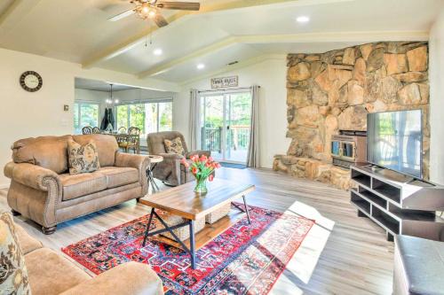 Furnished Deck and Fire Pit Sherwood Forest Cabin