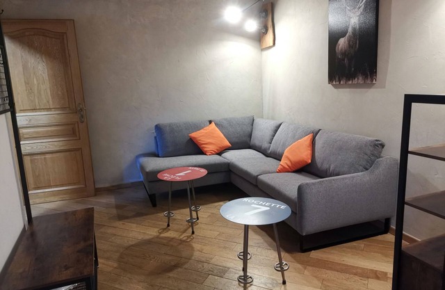 Furnished apartment in the heart of the village