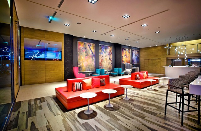 FX INN Kaohsiung Zhonghua Road Branch