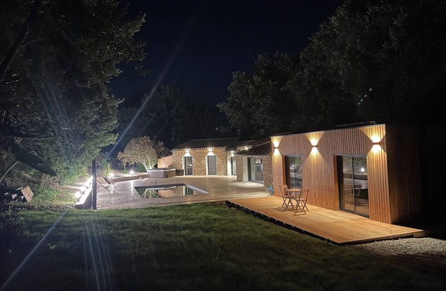 Gîte du kélou, sauna, swimming pool and spa, near the Ardèche gorge!