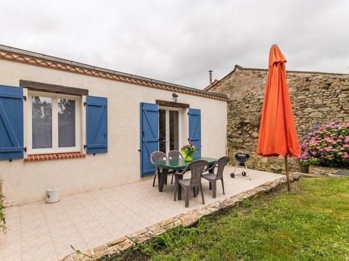 Gîte familial avec jardin clos, à 25 km de Nantes, WiFi, vélos et jeux pour enfants. - FR-1-306-953