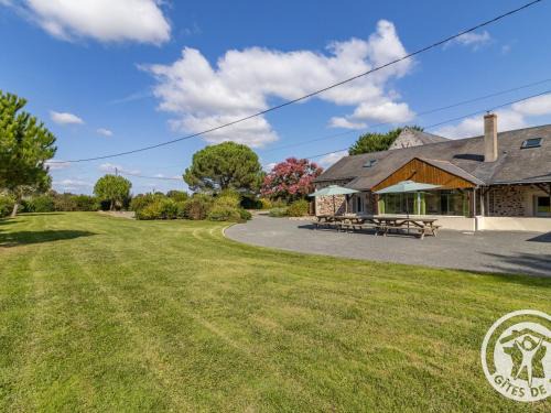 Gîte spacieux de 8 chambres au cœur des vignes d'Anjou - FR-1-622-112