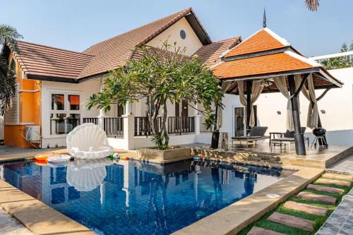 G music pool villa