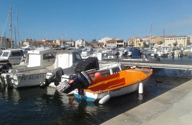 Gaby gite T3 on the port. Sea view. Provence, Côte bleue CARRO Martigues.