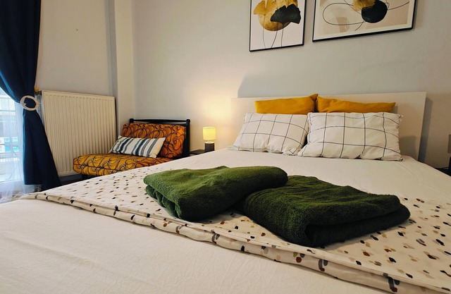 GaLaZiO - 2 BR apartment!