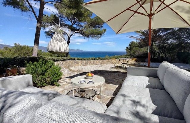 Gaou Benat family villa only 99m to the private beach