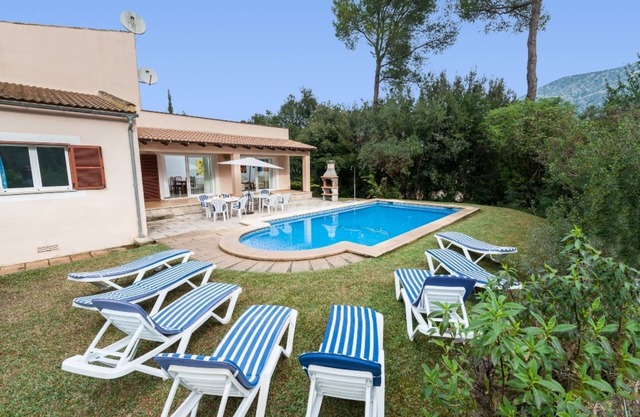 GarballÓ - Villa With Private Pool In Crestatx