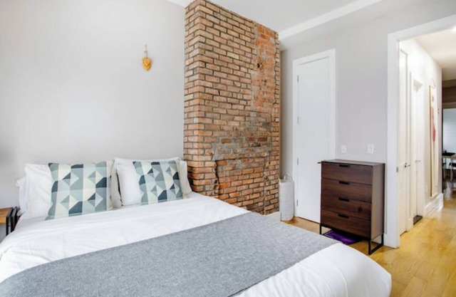 Garden condo w patio in New York artistic Bushwick