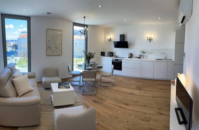 Garden Residence - Premium Angel Wings Apartment