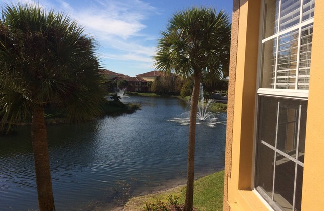 Gardens at Beachwalk Condo close to Fort Myers & Sanibel Beaches