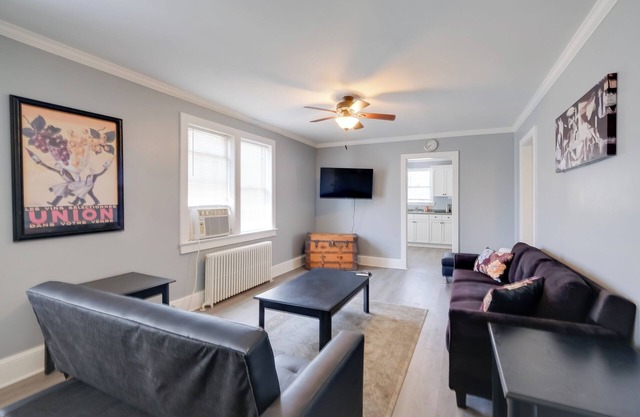 Gastropub On-Site: Loudoun Wine Country Apartment