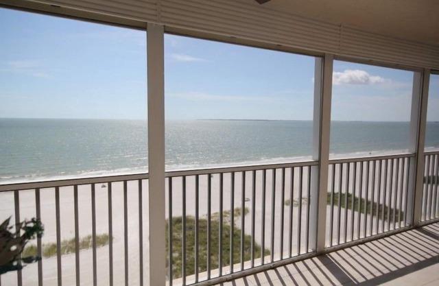 Gateway Villas #797 - Modern Beachfront Condo with Amazing View