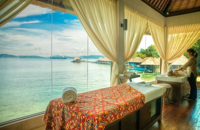 Gayana Marine Resort