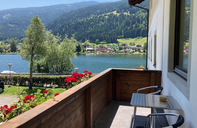 Gemütliche Wohnung mit 1 Schlafzimmer, Balkon mit Zauberhaften Ausblick