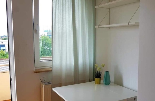 Gemütliches 1-zi Studio, Balkon