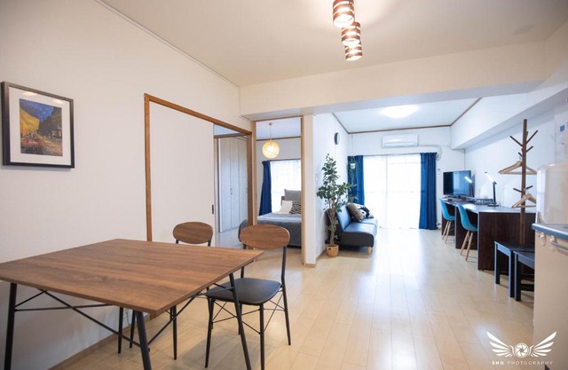 Gentry Hakata