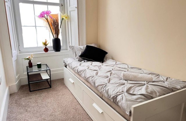 Georgian Luxury Apartment