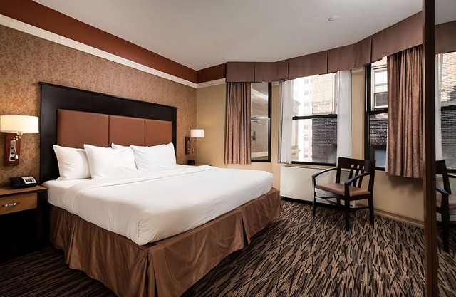 Get Lost In The Big Apple! Stay In The Heart Of NYC And Don't Miss A Thing!