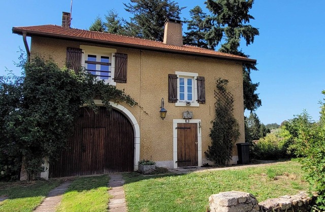 Gîte " RemiEnzo " House/Farmhouse - Vosges Sud with sleeping accommodation for 8 people