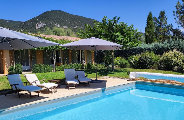 Gite 3 Étoiles Dans LE Luberon Avec Piscine Privatisée