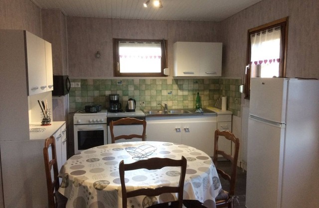 Gîte chez Lucie : Detached house in the countryside
