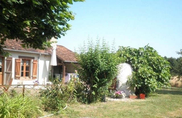 Gite Cour-Cheverny, 3 bedrooms, 9 persons