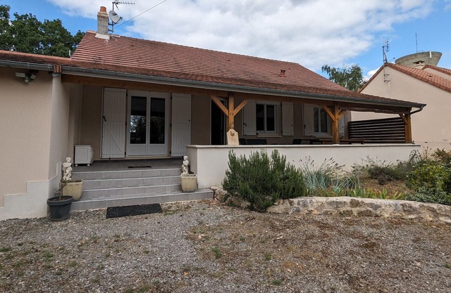 Gite Le Pont-Chrétien-Chabenet, 3 bedrooms, 6 persons