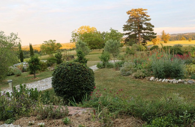 Gîte in the heart of the vineyards, remarkable views, hiking.