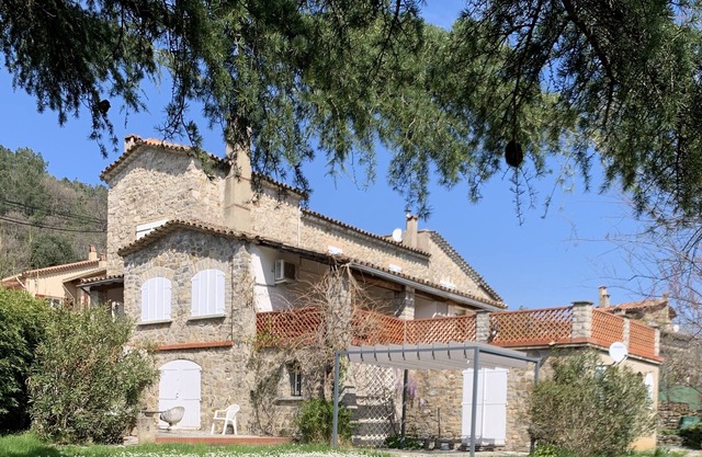 Gite L'ortal Avec Piscine & SPA