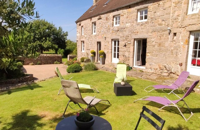Gite Les Pieux, 4 bedrooms, 8 persons