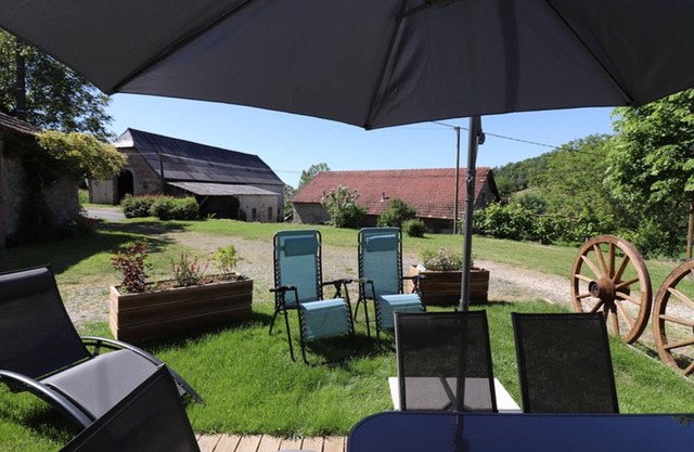 Gite Leucamp, 3 bedrooms, 6 persons