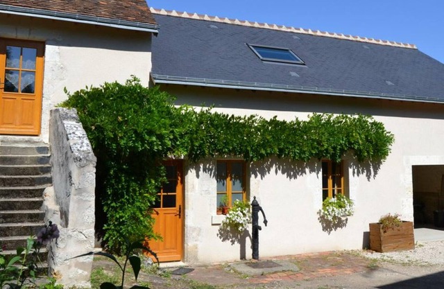 Gite Molineuf, 3 bedrooms, 8 persons