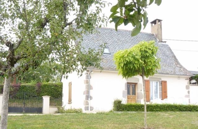 Gite Saint-Martin-Cantalès, 1 bedroom, 4 persons