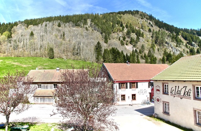 Gite sleeps 16 - Holidays/Seminars/WE