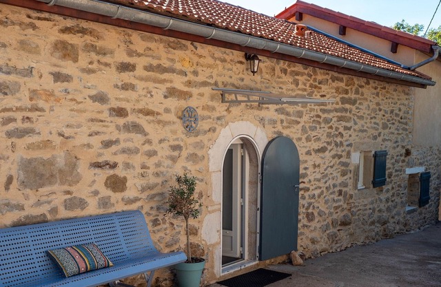 Gite Villefranche-de-Rouergue, 2 bedrooms, 5 persons