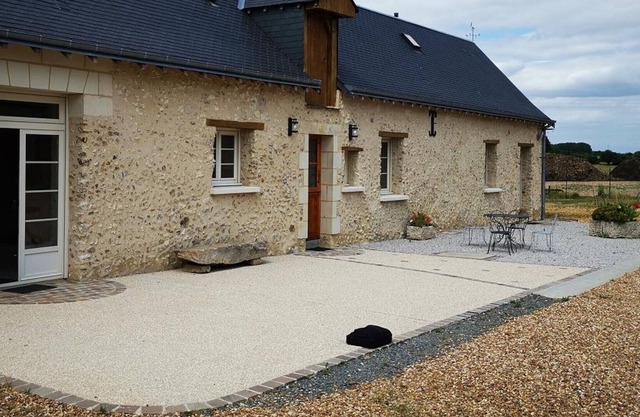 Gite Villedieu-le-Château, 4 bedrooms, 10 persons