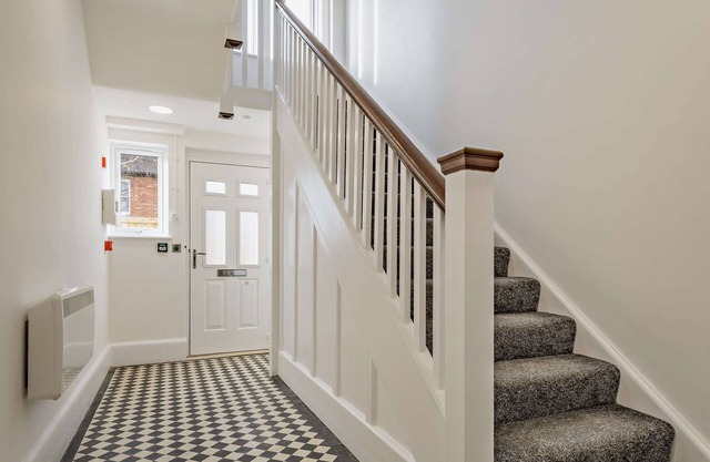 Glanville Road- Apartment 2