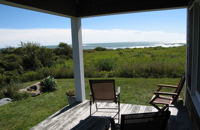 Glorious Oceanfront Retreat