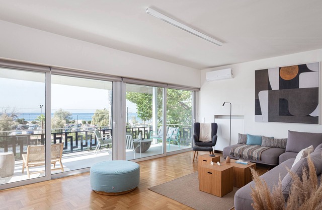 Glyfada Unique Residence