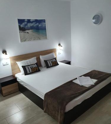 GMS HOUSE COSTINESTI