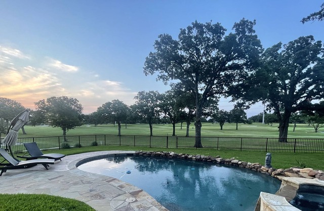 Golf Course House w/ pool & hot tub