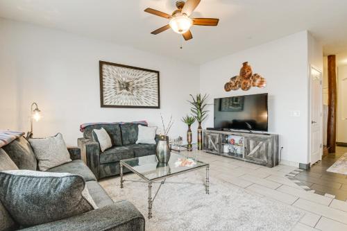 Golf, Hike and Bike Townhome in Fountain Hills!