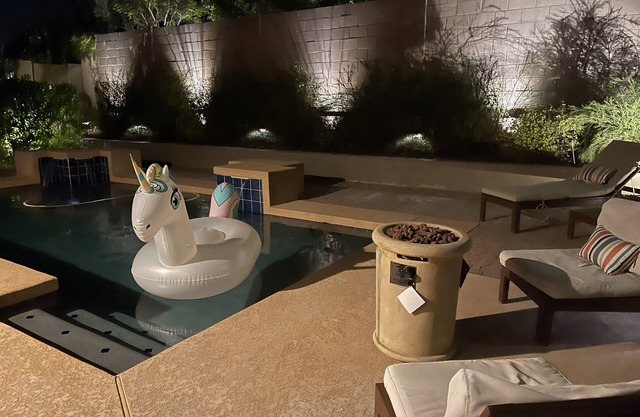Goodyear Private Outdoor Pool Baseball Golf WIFI Parks Hike Nascar