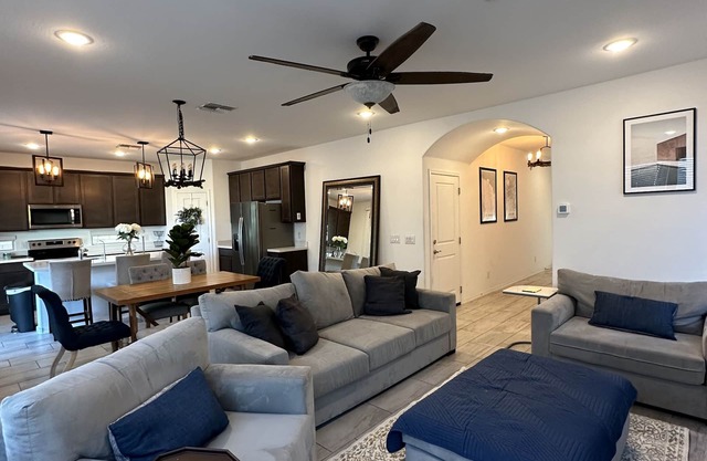 Goodyear Retreat + Great Golf Location